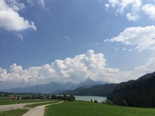 Blick zurück auf den Weißensee und Füssen